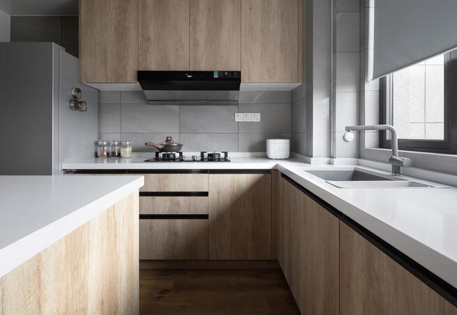 實(shí)用又美觀的廚房布局設(shè)計(jì)