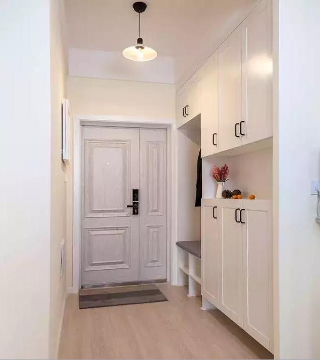 房子裝修:4個(gè)鞋柜樣式讓家大變樣 房子裝修:4個(gè)鞋柜樣式讓家大變樣