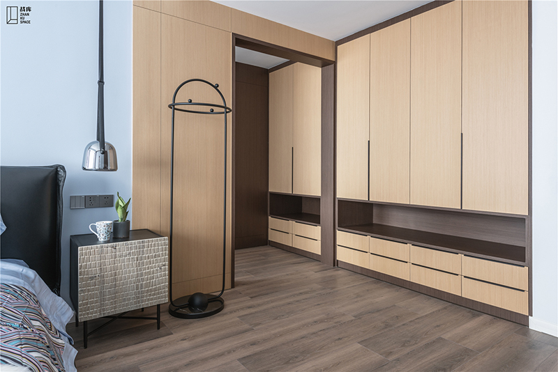 臥室衣柜設(shè)計(jì)案例，個(gè)性設(shè)計(jì)實(shí)用又好看！