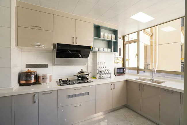 碧海云天橫廳海景房 碧海云天橫廳海景房