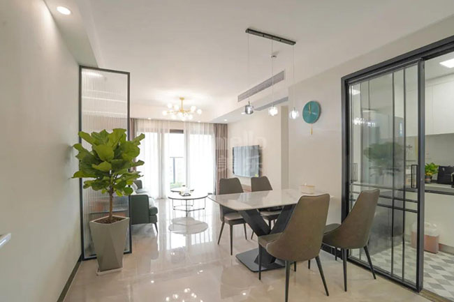 三室兩廳現(xiàn)代簡約，溫馨清新的居所，充滿煙火氣的生活